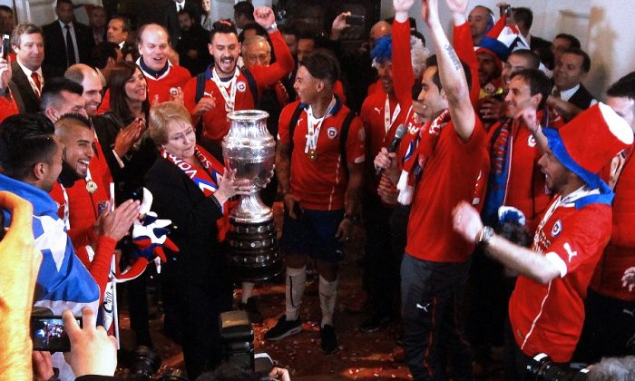 La celebración de los campeones de Copa América en La Moneda La celebración de los campeones de Copa América en La Moneda