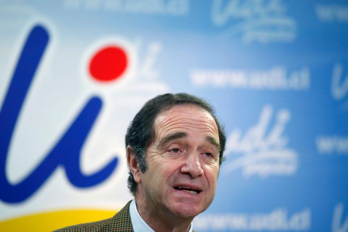 La confesión de Hernán Larraín que hizo arder las opiniones en Twitter La confesión de Hernán Larraín que hizo arder las opiniones en Twitter