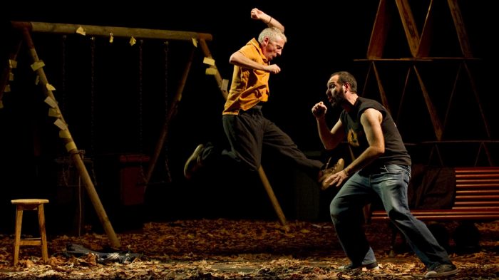 Obra española “Aquí va a pasar algo” en Teatro Diego Rivera, Puerto Montt, miércoles 22 de julio Obra española “Aquí va a pasar algo” en Teatro Diego Rivera, Puerto Montt, miércoles 22 de julio
