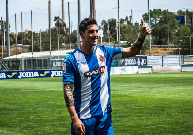 Sigue en Primera: Enzo Roco fue presentado en el Espanyol Sigue en Primera: Enzo Roco fue presentado en el Espanyol