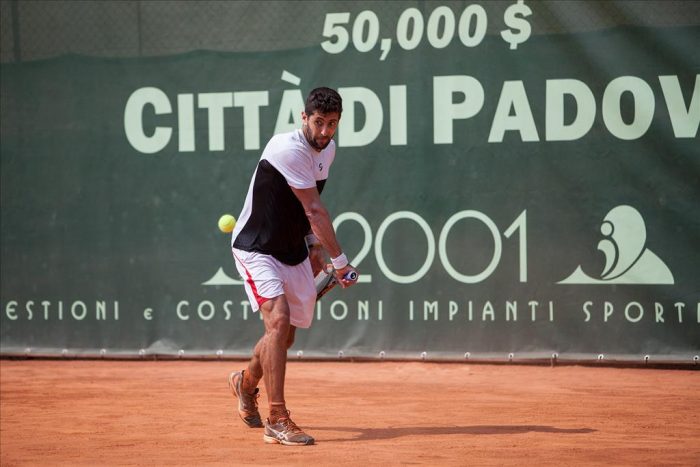 Tenis: Podlipnik, sin pan ni pedazo en Padova Tenis: Podlipnik, sin pan ni pedazo en Padova