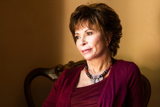 Escritora Isabel Allende: “Comer de repente un bizcocho de marihuana para hacer el amor es fantástico” Escritora Isabel Allende: