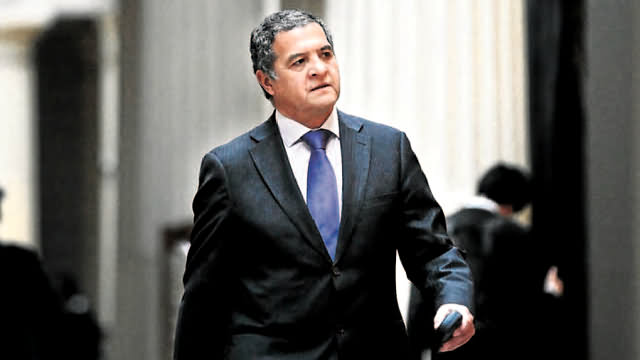 Juez Carroza procesará por homicidio calificado consumado y frustrado a ex militares involucrados en caso Quemados Juez Carroza procesará por homicidio calificado consumado y frustrado a ex militares involucrados en caso Quemados