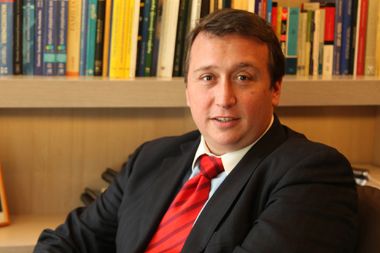 El ex zar del agua que trabaja para Luksic El ex zar del agua que trabaja para Luksic