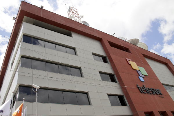 Cadena Telesur, la alternativa latinoamericana a CNN, cumple diez años de transmisiones Cadena Telesur, la alternativa latinoamericana a CNN, cumple diez años de transmisiones