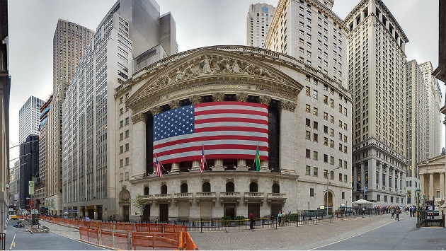 Reforma tributaria de Trump impulsa bolsa pero deuda preocupa a economistas Reforma tributaria de Trump impulsa bolsa pero deuda preocupa a economistas
