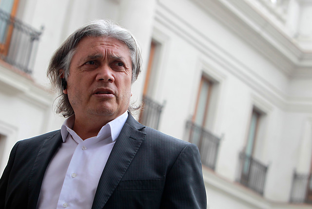 Navarro (MAS) sobre Andrés Velasco: “Parece el vocero de la Sofofa” Navarro (MAS) sobre Andrés Velasco:
