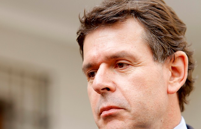Baier tras salida de la Segegob: asegura “no tener certeza” de que boleta prestada a ex diputado y pagada por SQM tenga respaldo Baier tras salida de la Segegob: asegura