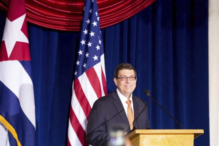 Canciller cubano exige a EE.UU. fin del embargo y la devolución de Guantánamo Canciller cubano exige a EE.UU. fin del embargo y la devolución de Guantánamo