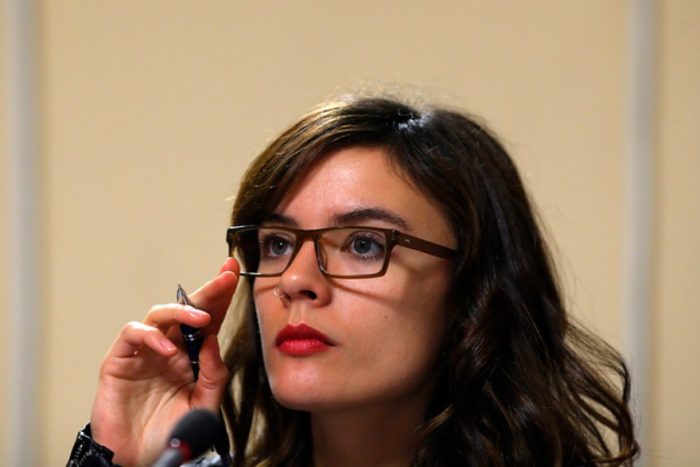 Camila Vallejo: “Chile crece poco porque su economía fue entregada al chantaje empresarial” Camila Vallejo: