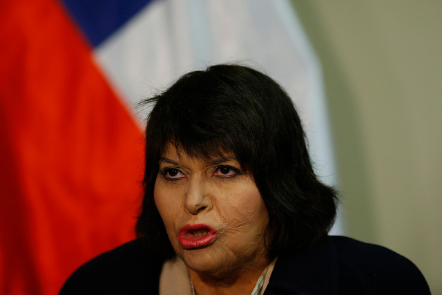 Carmen Gloria Quintana: “El comandante en jefe del Ejército debe renunciar si no es capaz de asumir esta responsabilidad histórica” Carmen Gloria Quintana: