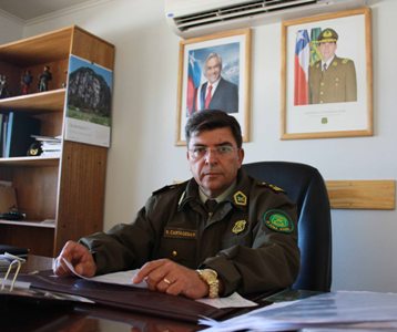 IC pide la renuncia de general Cartagena tras muerte de trabajador subcontratista en El Salvador IC pide la renuncia de general Cartagena tras muerte de trabajador subcontratista en El Salvador