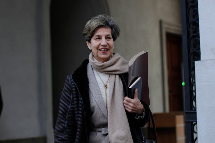 Presidenta del PS celebra que el gobierno evalúe dar urgencia a proyecto que degrada a militares condenados por violar DD.HH. Presidenta del PS celebra que el gobierno evalúe dar urgencia a proyecto que degrada a militares condenados por violar DD.HH.