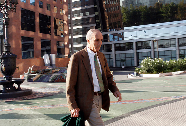 Ex asesor de Sebastián Piñera responsabiliza a Santiago Valdés por triangulaciones y pagos de Bancorp a empresa de Jaime de Aguirre Ex asesor de Sebastián Piñera responsabiliza a Santiago Valdés por triangulaciones y pagos de Bancorp a empresa de Jaime de Aguirre