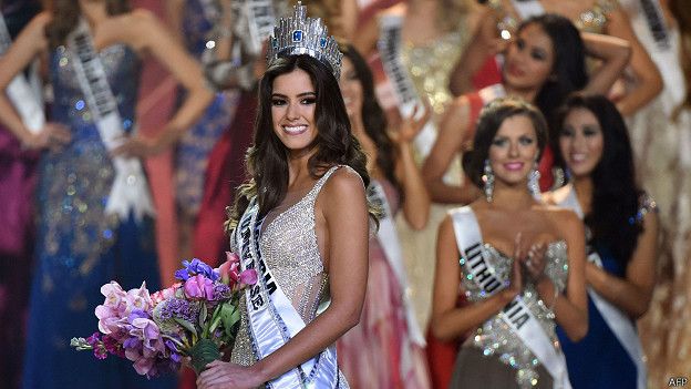 Donald Trump llama “hipócrita” a la Miss Universo Paulina Vega Donald Trump llama