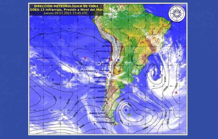 Santiago se prepara para el primer gran aguacero de este invierno Santiago se prepara para el primer gran aguacero de este invierno