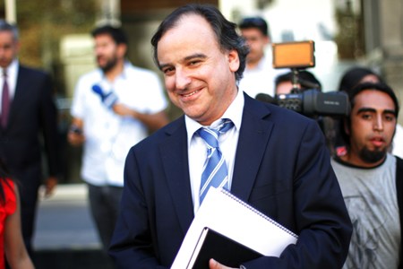 Vicepresidente de SQM reconoce que pagos a Martelli y mano derecha de MEO no tienen respaldo Vicepresidente de SQM reconoce que pagos a Martelli y mano derecha de MEO no tienen respaldo