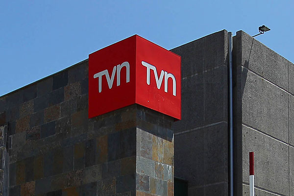 Crisis en TVN se profundiza: cerca de 40 trabajadores fueron despedidos de la señal estatal Crisis en TVN se profundiza: cerca de 40 trabajadores fueron despedidos de la señal estatal