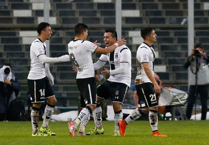 Colo Colo aplastó a Audax Italiano: 4-1 Colo Colo aplastó a Audax Italiano: 4-1