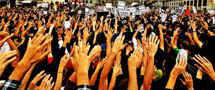 La arrogancia de los economistas y la nueva sociedad civil La arrogancia de los economistas y la nueva sociedad civil