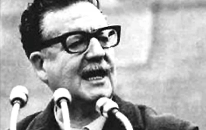 Ex subsecretario de Salvador Allende: «Lo que afirma Gabriel Salazar es completamente falso» Ex subsecretario de Salvador Allende: