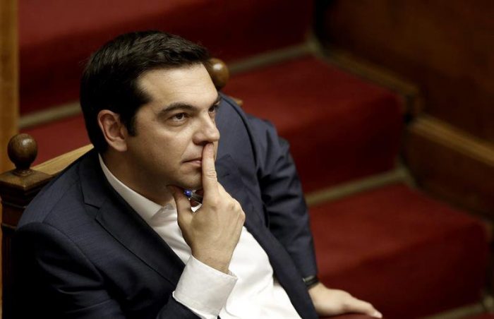 Tras el rescate financiero, Tsipras renuncia y llama a elecciones anticipadas en Grecia