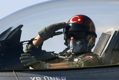 Turquía promete una «lucha exhaustiva» contra el Estado Islámico Turquía promete una