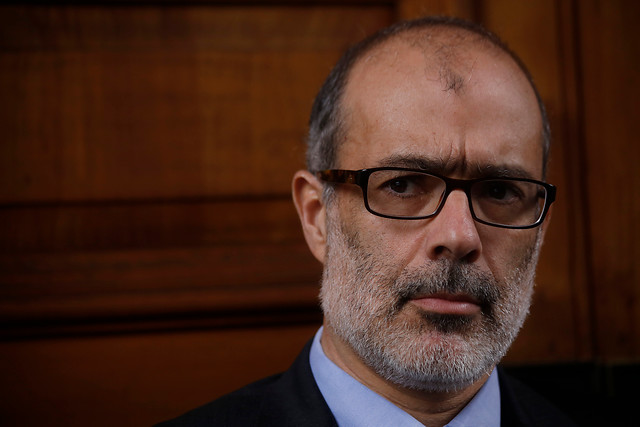 Valdés en pie de guerra con idea de implementar bono de retiro para los profesores: “Estamos dispuestos a recurrir al TC” Valdés en pie de guerra con idea de implementar bono de retiro para los profesores: