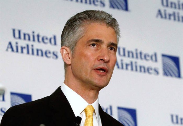 Trafico de influencias fuerza renuncia de CEO de United Airlines Trafico de influencias fuerza renuncia de CEO de United Airlines