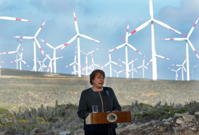 Gobierno se fija como objetivo que el 70 % de matriz energética proceda de fuentes renovables en 2050 Gobierno se fija como objetivo que el 70 % de matriz energética proceda de fuentes renovables en 2050