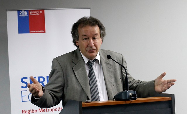 UDI pide renuncia de Francisco Martínez, jefe de la Divesup UDI pide renuncia de Francisco Martínez, jefe de la Divesup