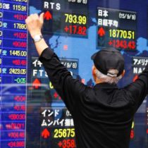 Bolsa de Tokio se disparó un 7,71%, su mayor alza en 7 años  y se recupera de los efectos de China