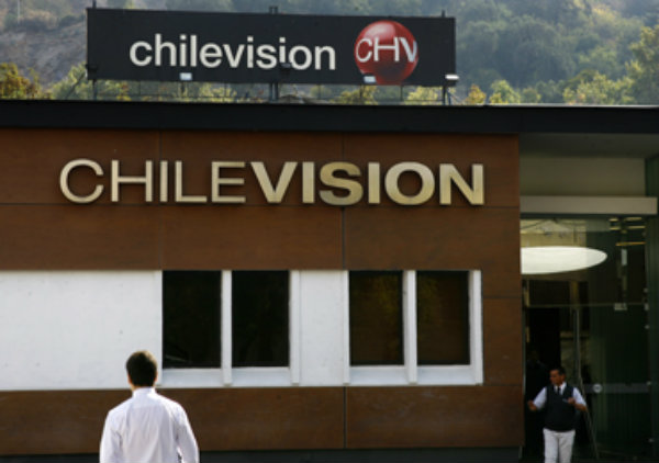 Ola de despidos toca a CHV: más de 20 trabajadores fueron desvinculados del canal