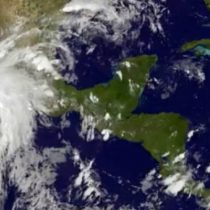 Huracán Patricia amenaza a México con 