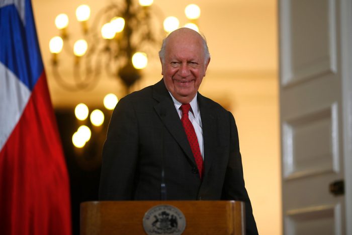 El día en que Ricardo Lagos celebró la Constitución que ahora critica con dureza El día en que Ricardo Lagos celebró la Constitución que ahora critica con dureza
