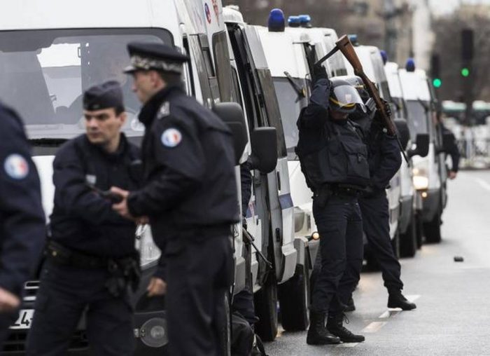 Autor del atentado de París recibió órdenes por email desde Siria Autor del atentado de París recibió órdenes por email desde Siria