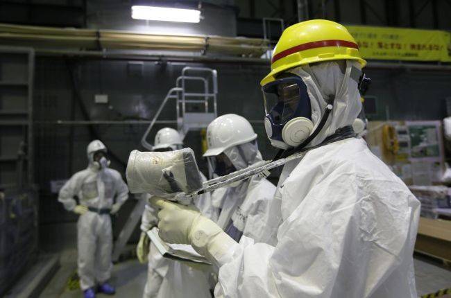 Gobierno japonés reconoce primer caso de cáncer de un empleado de Fukushima Gobierno japonés reconoce primer caso de cáncer de un empleado de Fukushima