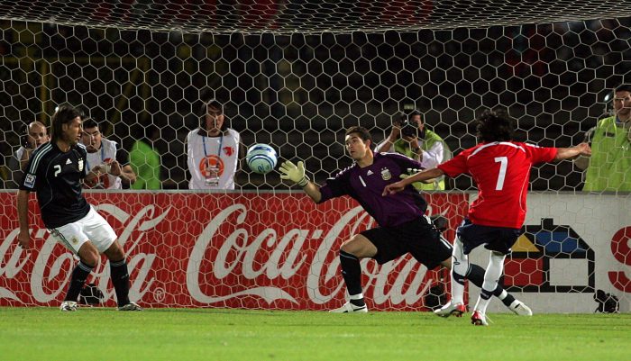 La Roja recibe a Argentina en Calama con la necesidad de sumar para no alejarse de Qatar: revive el último triunfo de Chile ante la Albiceleste