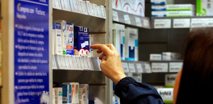 José Luis Cárdenas y los criterios en las licitaciones de medicamentos: “El Estado está botando la plata y mucha plata”