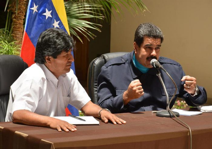 Morales y Maduro ven con 