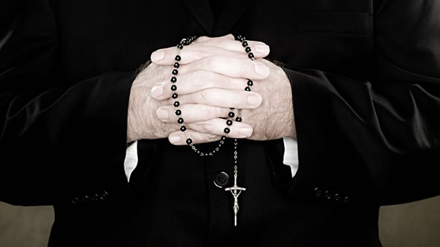 Obispado de Valparaíso inició investigación previa contra sacerdote por denuncias de abuso sexual Obispado de Valparaíso inició investigación previa contra sacerdote por denuncias de abuso sexual