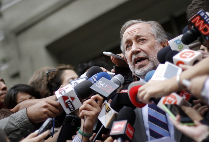 El acuerdo con la Fiscalía que permitiría a Jovino Novoa presidir la UDI o postular al Congreso El acuerdo con la Fiscalía que permitiría a Jovino Novoa presidir la UDI o postular al Congreso