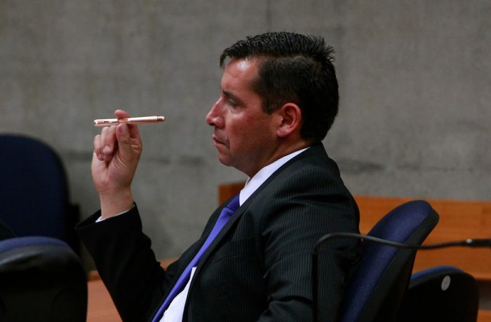 Predicador Javier Soto es declarado culpable de injurias y acusa al Movilh de regalar helados con forma de pene Predicador Javier Soto es declarado culpable de injurias y acusa al Movilh de regalar helados con forma de pene