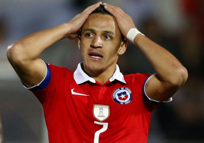 Dudas sobre Alexis y el futuro desvelan por igual a Jorge Sampaoli Dudas sobre Alexis y el futuro desvelan por igual a Jorge Sampaoli