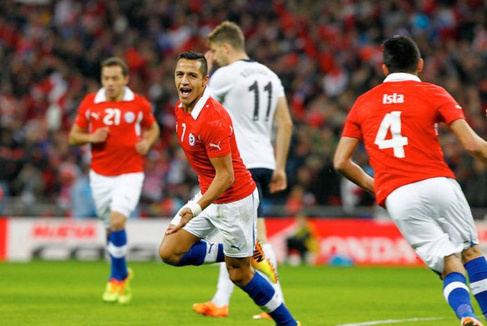Recordamos tres presentaciones de la Roja; entre ellas, un triunfo histórico en Wembley Recordamos tres presentaciones de la Roja; entre ellas, un triunfo histórico en Wembley