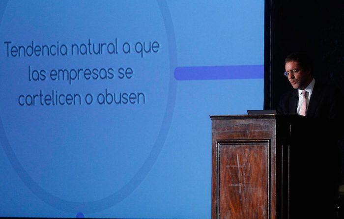 En el “Día de la Competencia”, Fiscal Nacional Económico celebra a costa de la industria de los pollos y con defensa del libre mercado
En el “Día de la Competencia”, Fiscal Nacional Económico celebra a costa de la industria de los pollos y con defensa del libre mercado