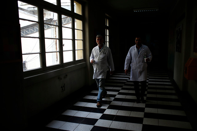 Cadem: 69% considera que la salud en Chile es mala o muy mala Cadem: 69% considera que la salud en Chile es mala o muy mala
