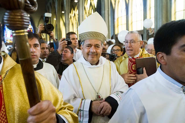 Corte Suprema envía exhorto al Vaticano por investigación a obispo Barros Corte Suprema envía exhorto al Vaticano por investigación a obispo Barros