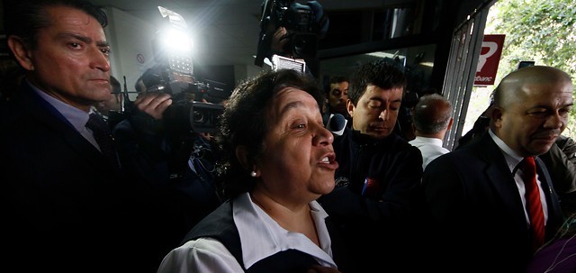 Director del Registro Civil dispuso abrir puertas de oficina Huérfanos aclarando que no fue “un desalojo” Director del Registro Civil dispuso abrir puertas de oficina Huérfanos aclarando que no fue