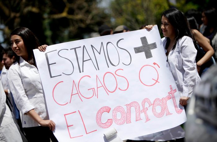 Proponen recurrir a Fondos de la Ley Reservada del Cobre para superar la crisis científica en Chile Proponen recurrir a Fondos de la Ley Reservada del Cobre para superar la crisis científica en Chile